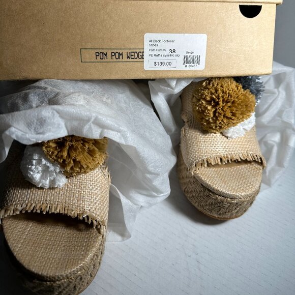 LADIES NEW POM POM WEDGES SIZE 7.5 - Picture 13 of 15